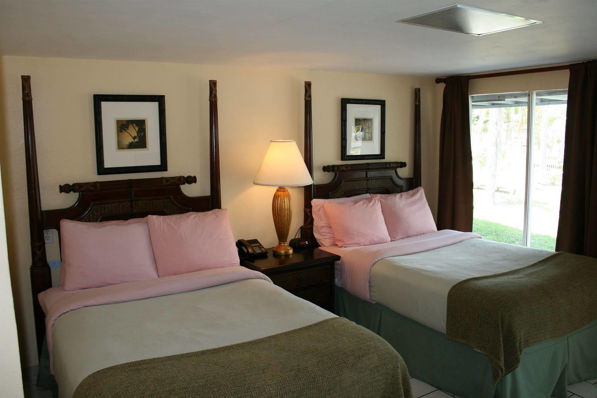 Hidden Harbor Suites Fort Myers Beach Exterior foto